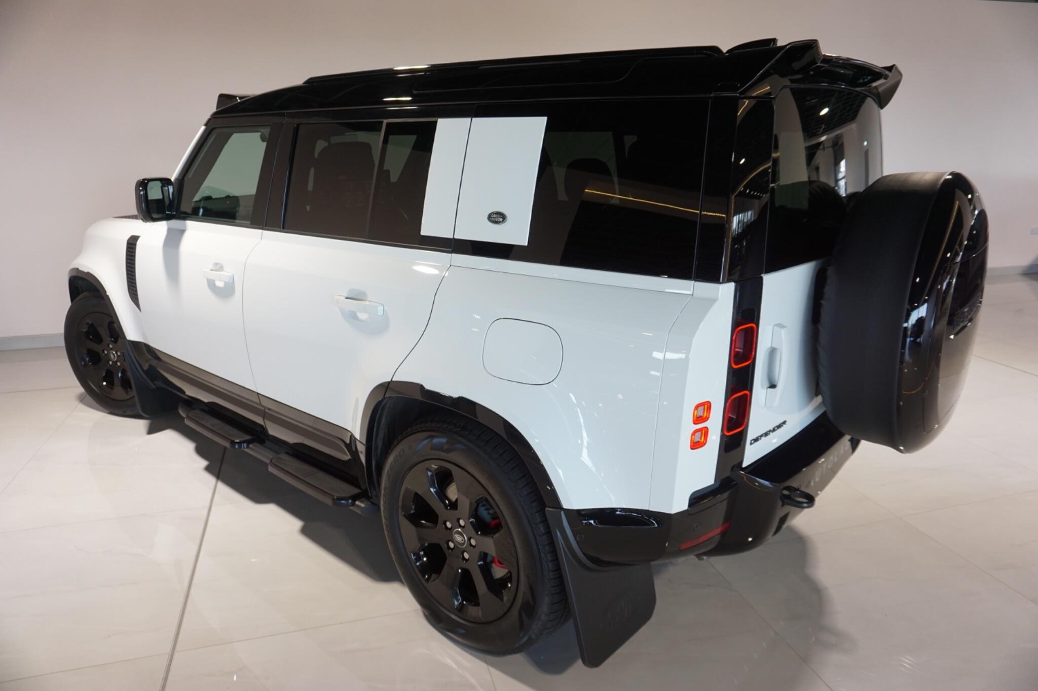Land Rover Defender 110 2.0 P400e 15.4kWh X-Dynamic HSE SUV 5dr Petrol Plug-in Hybrid Auto 4WD Euro 6 (s/s) (404 ps)